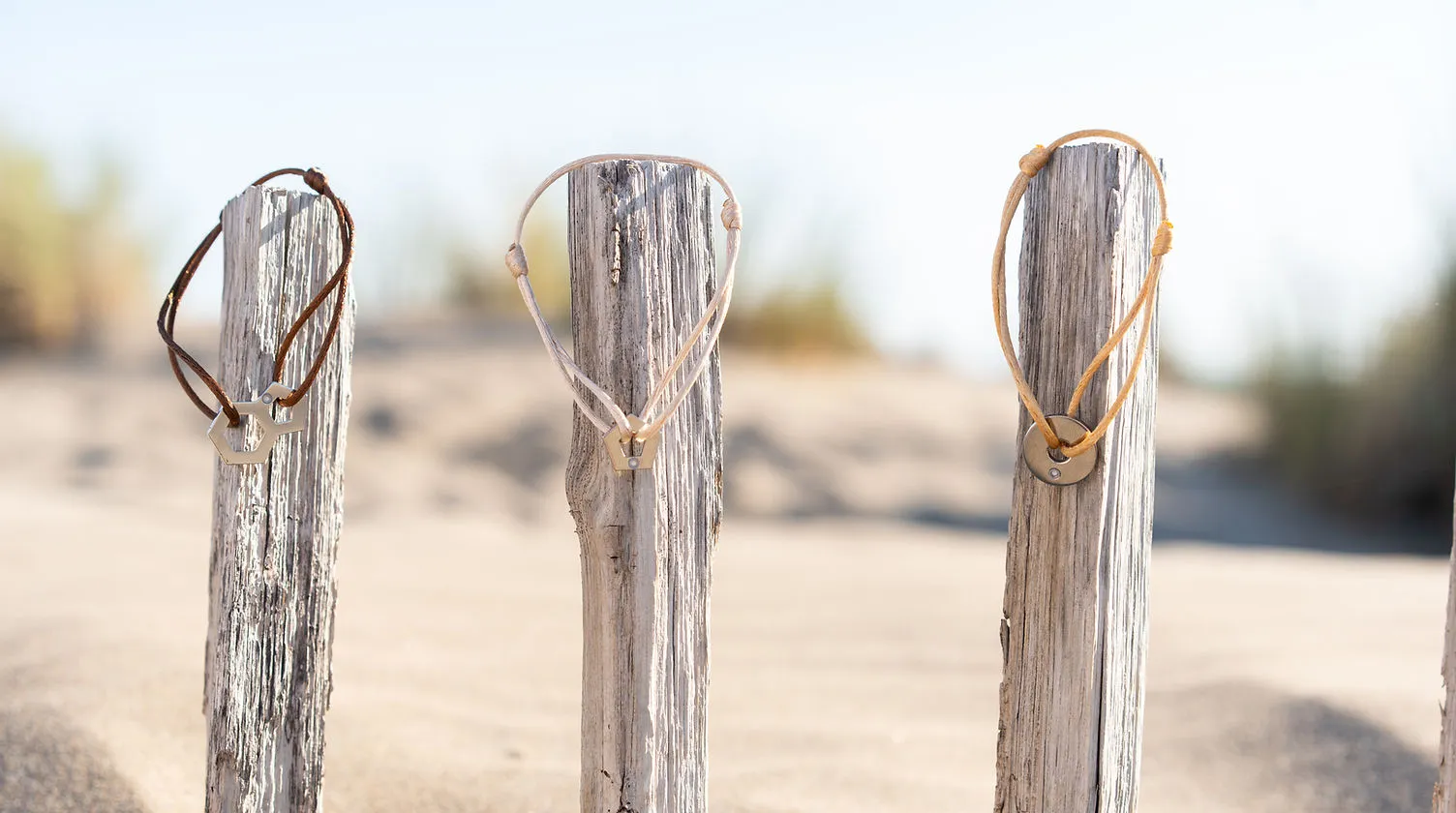 Bijoux Deuxbrins en ADN, joaillerie française avec perles d'ADN personnalisées